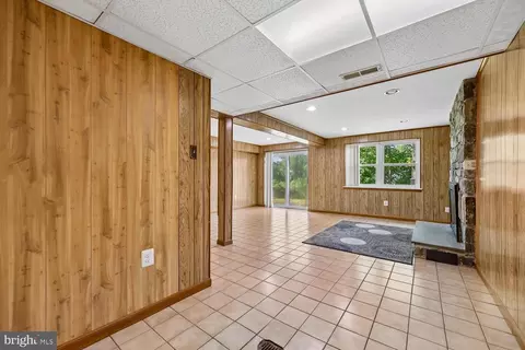 Living - Undisclosed, Silver Spring, MD 20902 photo 4 of 4