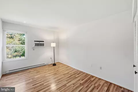 Bedroom - 3312 Chiswick Ct #62-2B, Silver Spring, MD 20906 photo 1 of 2