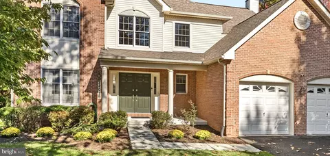 22019 Ivy Leaf Dr, Boyds, MD 20841