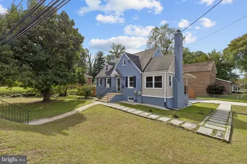 Exterior - 620 University Blvd W, Silver Spring, MD 20901 photo 3 of 6