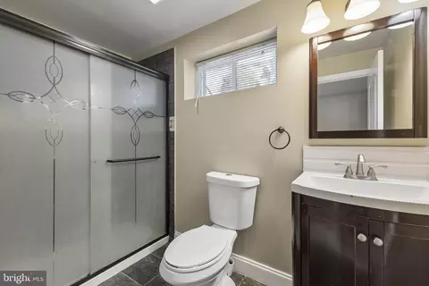 Bath - 620 University Blvd W, Silver Spring, MD 20901 photo 4 of 4