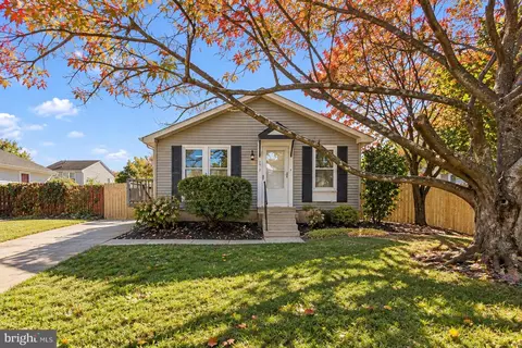 7517 Brenish Dr, Gaithersburg, MD 20879