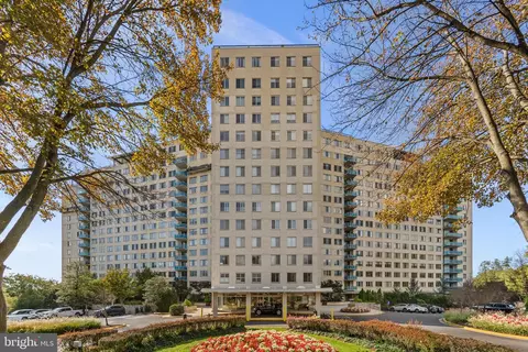 10500 Rockville Pike #619, Rockville, MD 20852