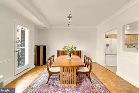8101 Connecticut Ave #C400, Chevy Chase, MD 20815
