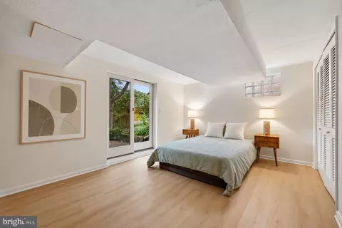 Bedroom - 10525 Kinloch Rd, Silver Spring, MD 20903 photo 6 of 6