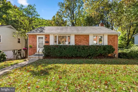 3318 Glenway Dr, Kensington, MD 20895