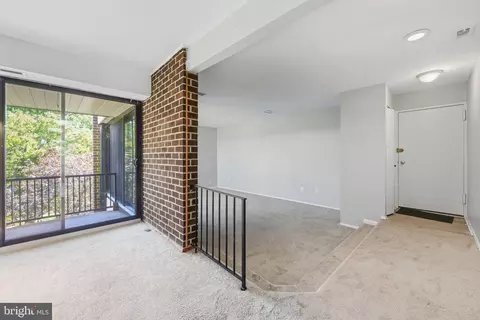 Living - 9909 Blundon Dr #4-301, Silver Spring, MD 20902 photo 3 of 6