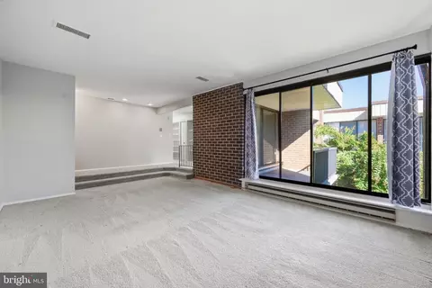 Living - 9909 Blundon Dr #4-301, Silver Spring, MD 20902 photo 2 of 6