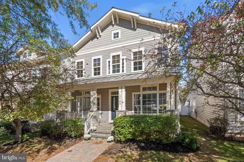 12705 Clarks Crossing Dr, Clarksburg, MD 20871