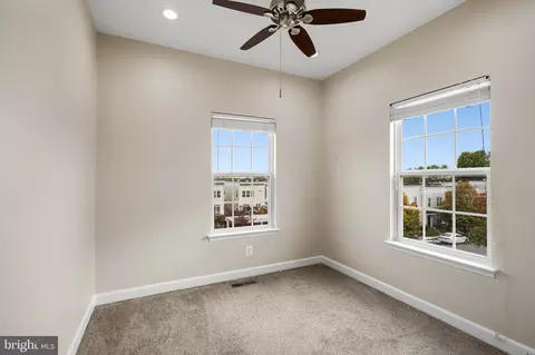 Bedroom - 11718 Leesborough Cir, Silver Spring, MD 20902 photo 4 of 6