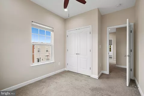 Bedroom - 11718 Leesborough Cir, Silver Spring, MD 20902 photo 5 of 6