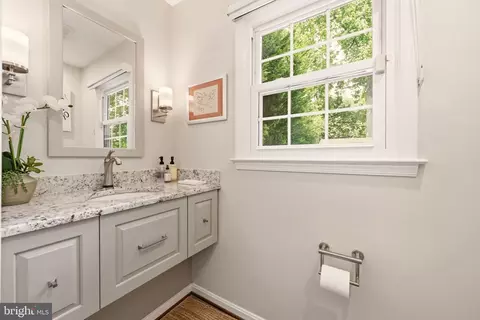Bath - 13420 Rippling Brook Dr, Silver Spring, MD 20906 photo 1 of 6
