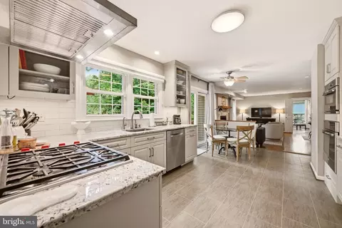 Kitchen - 13420 Rippling Brook Dr, Silver Spring, MD 20906 photo 3 of 3