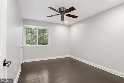 Entry Way - 8618 Manchester Rd #4, Silver Spring, MD 20901 photo 2 of 3