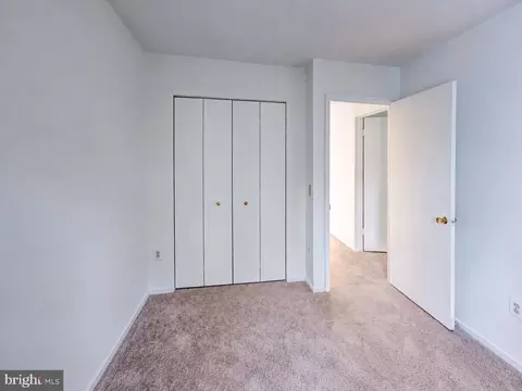 Bedroom - 9 Long Green Ct, Silver Spring, MD 20906 photo 3 of 4