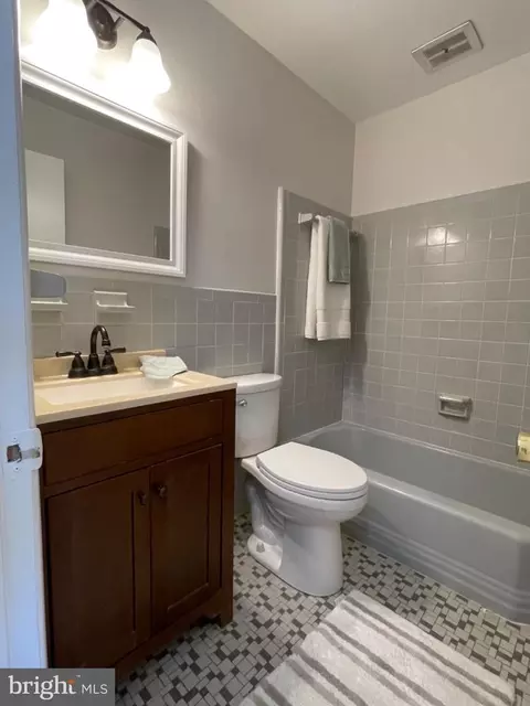 Bath - 2407 Hayden Dr, Silver Spring, MD 20902 photo 1 of 5