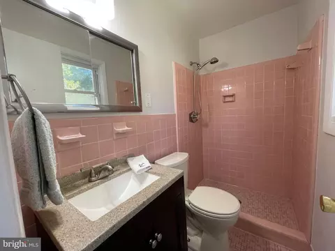 Bath - 2407 Hayden Dr, Silver Spring, MD 20902 photo 4 of 5