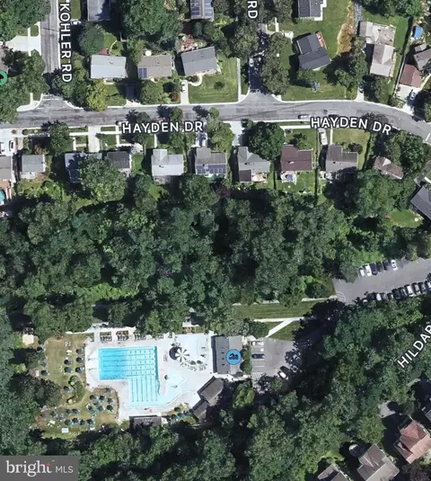 View/Area - 2407 Hayden Dr, Silver Spring, MD 20902 photo 2 of 3