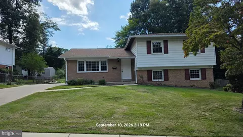 14122 Bauer Dr, Rockville, MD 20853