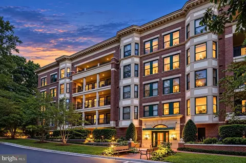 10400 Strathmore Park Ct #301, North Bethesda, MD 20852
