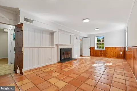 Living - 1216 Dale Dr, Silver Spring, MD 20910 photo 4 of 7