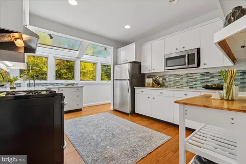 Kitchen - 1216 Dale Dr, Silver Spring, MD 20910 photo 1 of 4