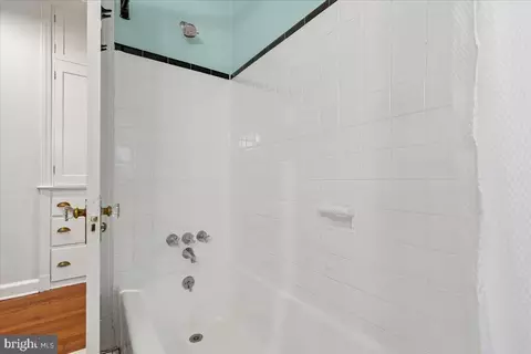 Bath - 1216 Dale Dr, Silver Spring, MD 20910 photo 3 of 4