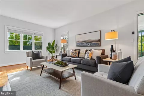 Living - 1216 Dale Dr, Silver Spring, MD 20910 photo 1 of 7