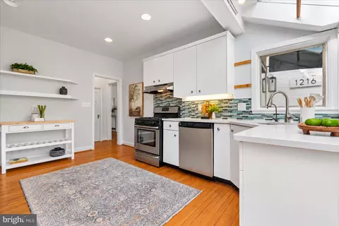 Kitchen - 1216 Dale Dr, Silver Spring, MD 20910 photo 4 of 4