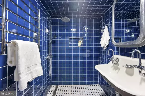 Bath - 8313 Piney Branch Rd, Silver Spring, MD 20910 photo 4 of 5