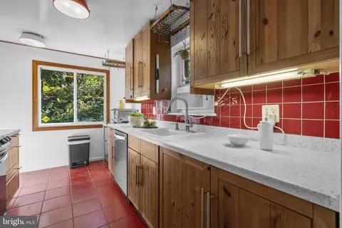 Kitchen - 8313 Piney Branch Rd, Silver Spring, MD 20910 photo 2 of 2