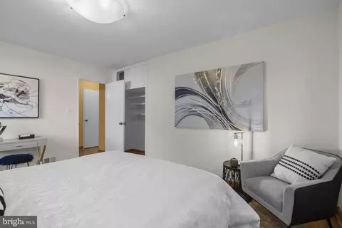 Bedroom - 8313 Piney Branch Rd, Silver Spring, MD 20910 photo 2 of 4