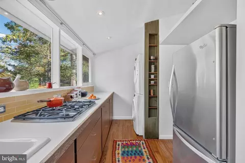 Kitchen - 11618 College View Dr, Silver Spring, MD 20902 photo 5 of 5
