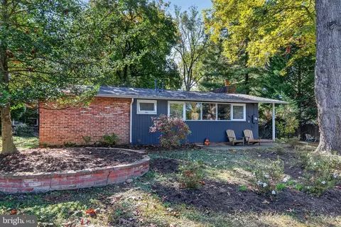 Exterior - 11618 College View Dr, Silver Spring, MD 20902 photo 1 of 6