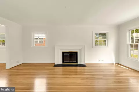 Living - 9702 Dameron Dr, Silver Spring, MD 20910 photo 1 of 4
