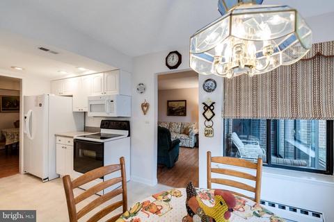 15300 Beaverbrook Ct #88-1E, Silver Spring, MD 20906 photo 16