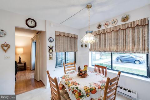 15300 Beaverbrook Ct #88-1E, Silver Spring, MD 20906 photo 17