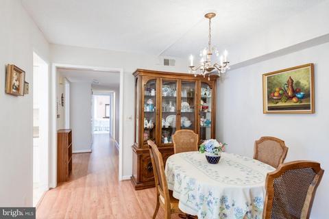 15300 Beaverbrook Ct #88-1E, Silver Spring, MD 20906 photo 9