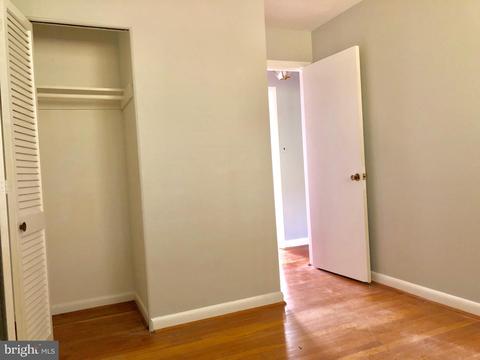 1015 Loxford Ter, Silver Spring, MD 20901 photo 6
