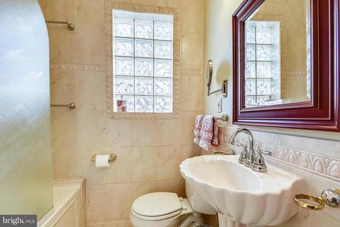 1701 Sherwood Rd, Silver Spring, MD 20902 photo 41