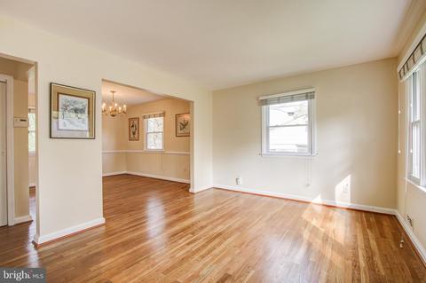 3918 Lantern Dr, Silver Spring, MD 20902 photo 5