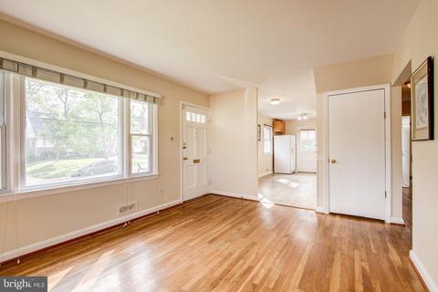 3918 Lantern Dr, Silver Spring, MD 20902 photo 7