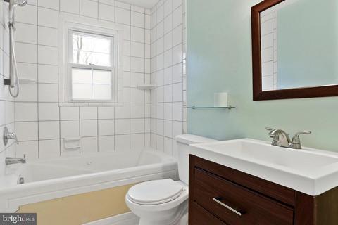 2305 Kimball Pl, Silver Spring, MD 20910 photo 17
