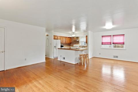2305 Kimball Pl, Silver Spring, MD 20910 photo 5