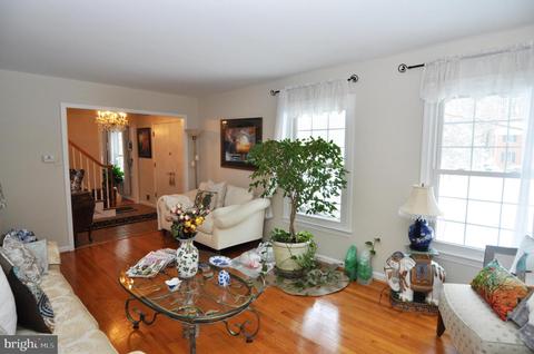 13508 Creekside Dr, Silver Spring, MD 20904 photo 5