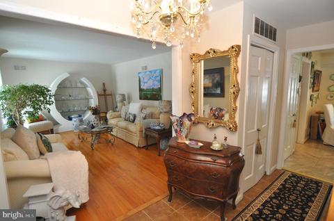 13508 Creekside Dr, Silver Spring, MD 20904 photo 3
