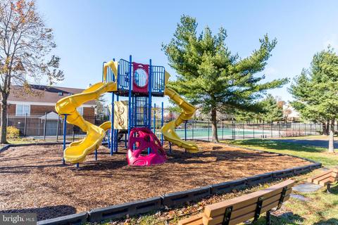 2339 London Bridge Dr, Silver Spring, MD 20906 photo 32