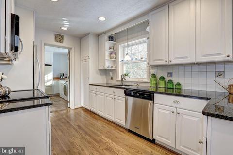 1309 Midwood Pl, Silver Spring, MD 20910 photo 9