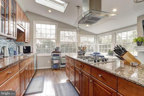 1506 Moffet Rd, Silver Spring, MD 20903 photo 13