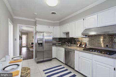 10312 Crestmoor Dr, Silver Spring, MD 20901 photo 8